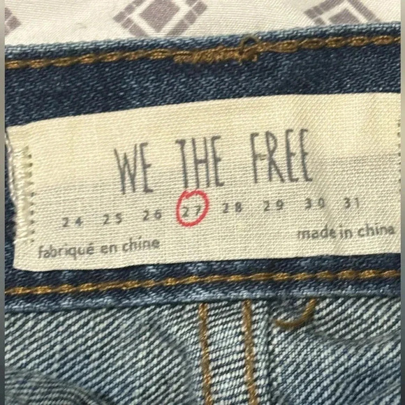 We The Free Free People Daisy Chain Blue Denim Cut-Off Shorts w/ Lace, Size 27 - Picture 12 of 12